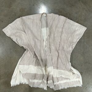 Universal Thread nuetral kimono cover up